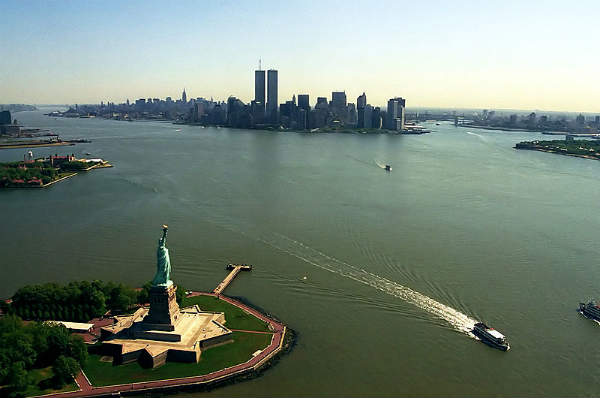 Manhattan_from_helicopter