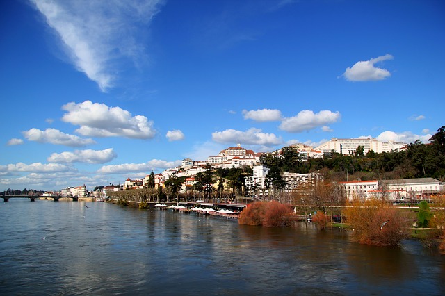 Coimbra fiume Portogallo